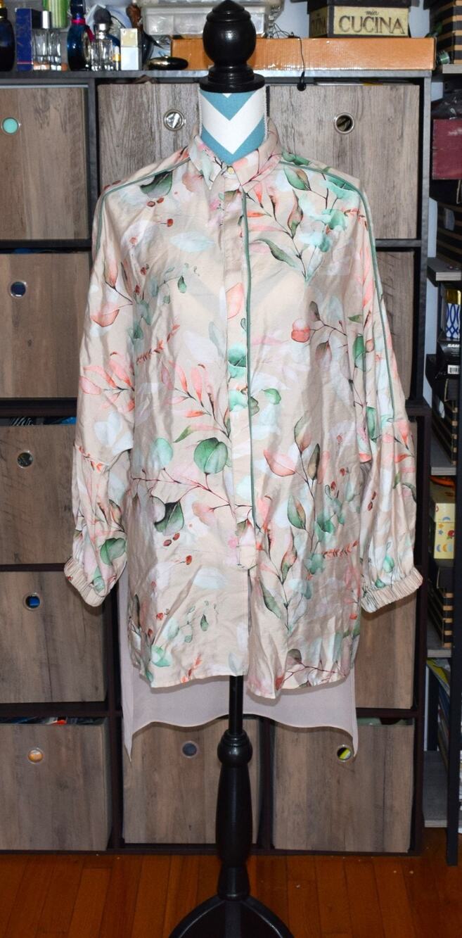 Hukka Tropical Button Down Long Blouse Women's Size 6